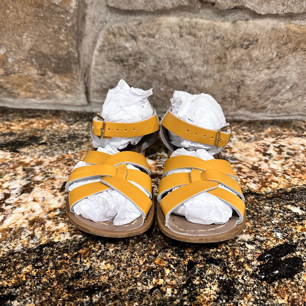 Girls saltwater shoes sandals size 11. Golden yellow GUC